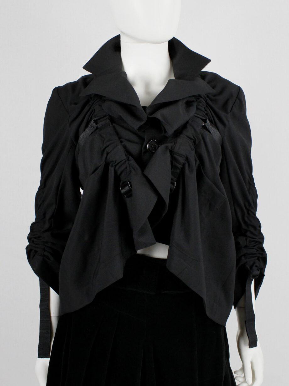 Junya Watanabe black parachute jacket with harness straps and open back spring 2003 (10)