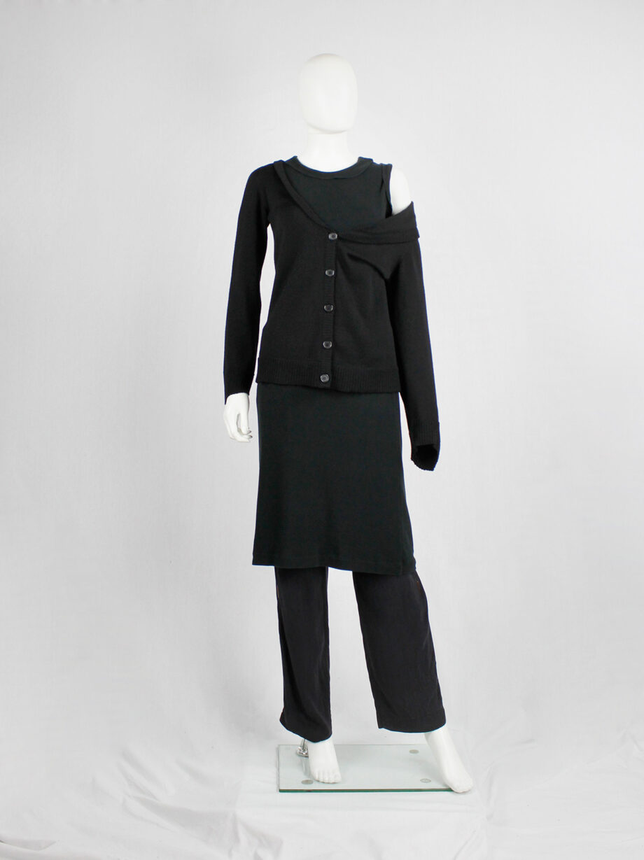Maison Martin Margiela black stretched out cardigan falling off the shoulder fall 2006 (10)