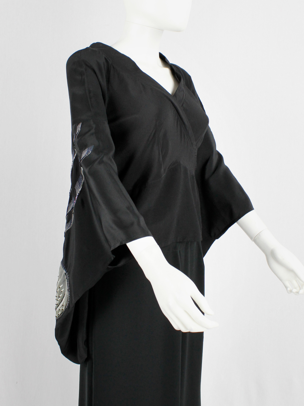A.F. Vandevorst black kimono-inspired top with hand embroidery and ...