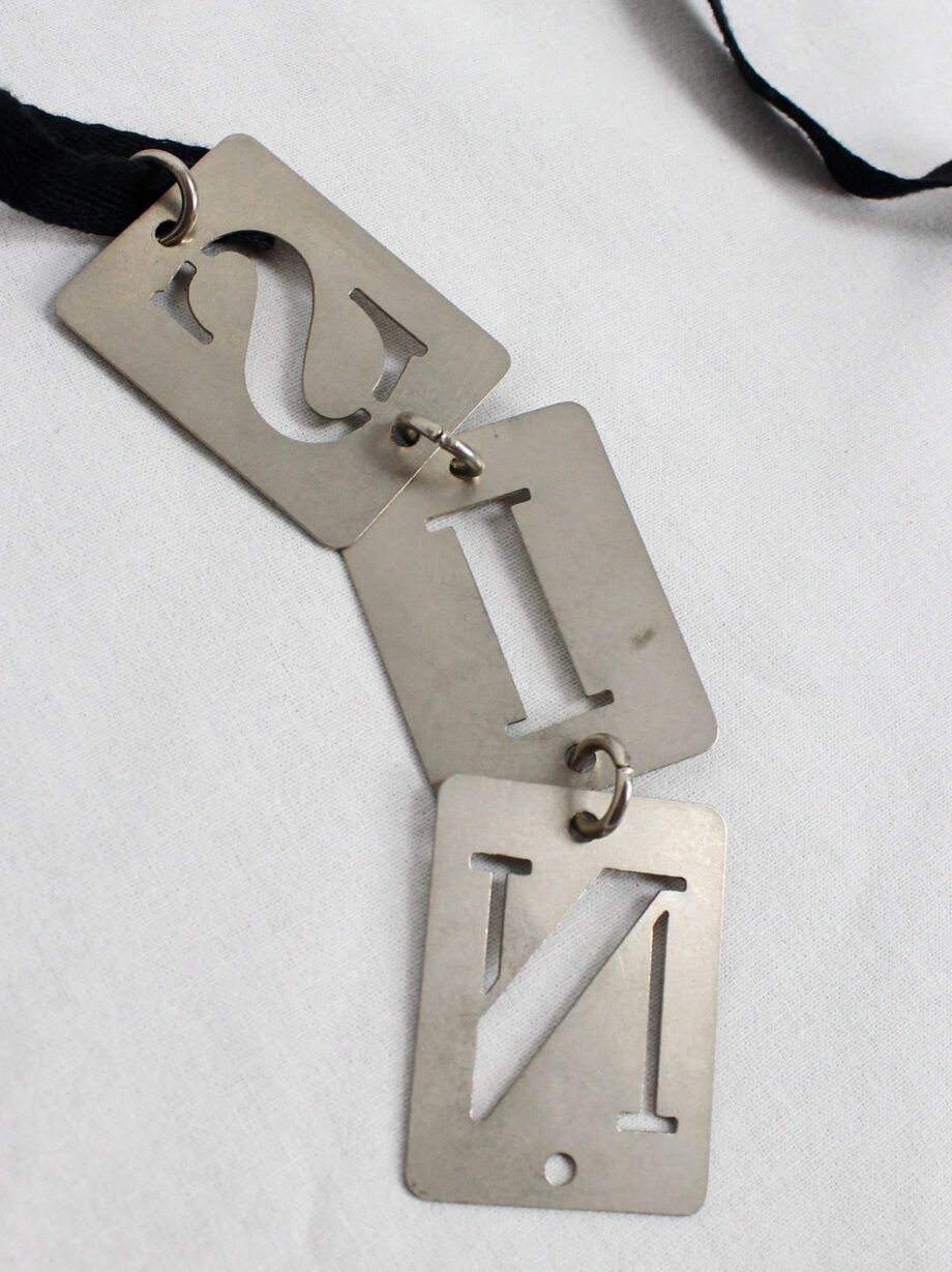 Ann Demeulemeester necklace with metal SIN stencilled dogtags spring 2003 (4)