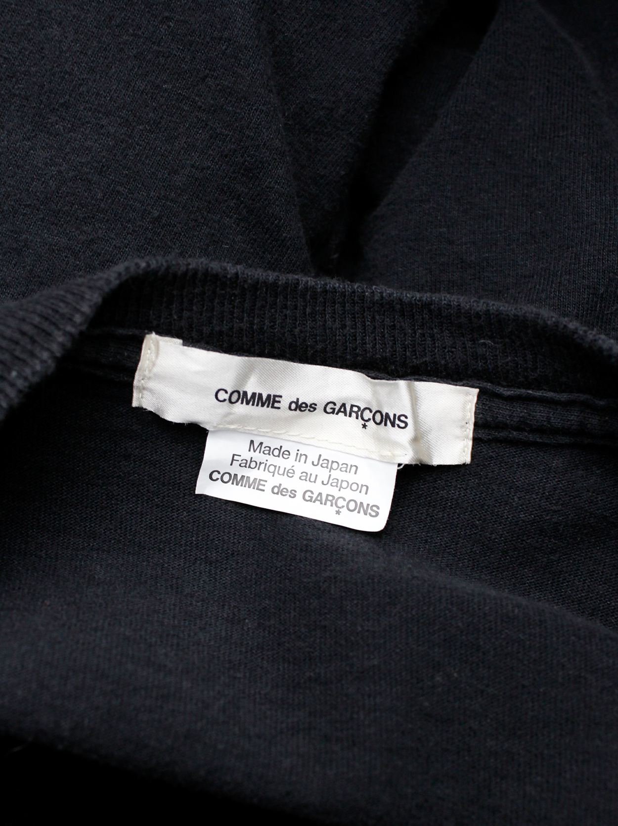 Comme des Garçons grey vintage reworked t-shirt with padded front ...