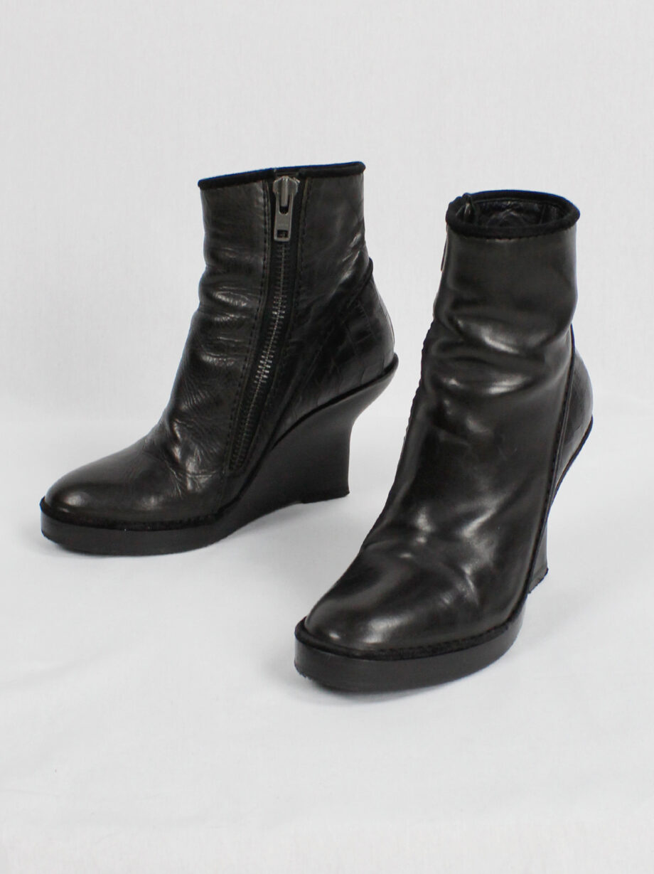 Haider Ackermann black ankle boots witch curved wedge heel fall 2011 (7)
