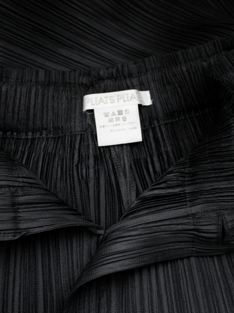 Issey Miyake Pleats Please black pleated trousers with wide legs and fake button closure (10)