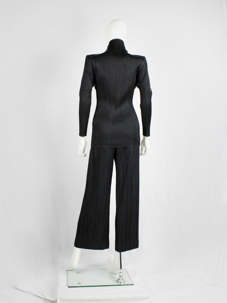 Issey Miyake Pleats Please black pleated trousers with wide legs and fake button closure (5)
