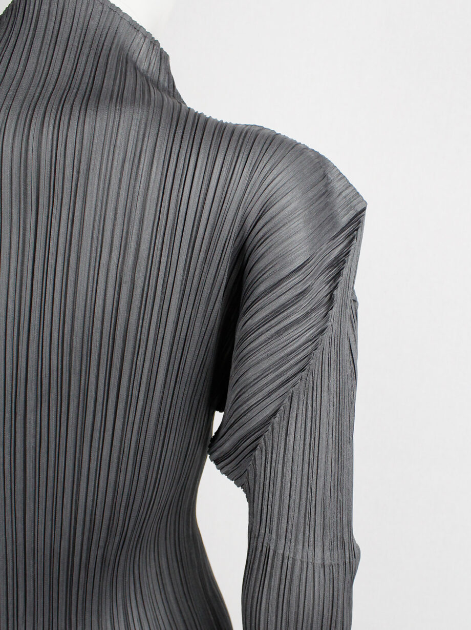 Issey Miyake grey pleated turtleneck jumper with square shoulders (3)