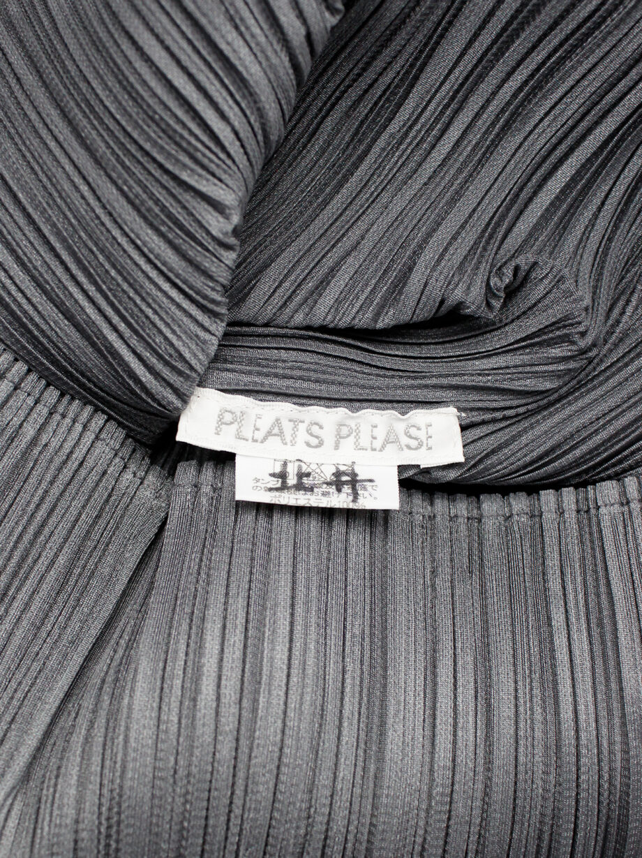 Issey Miyake grey pleated turtleneck jumper with square shoulders (7)