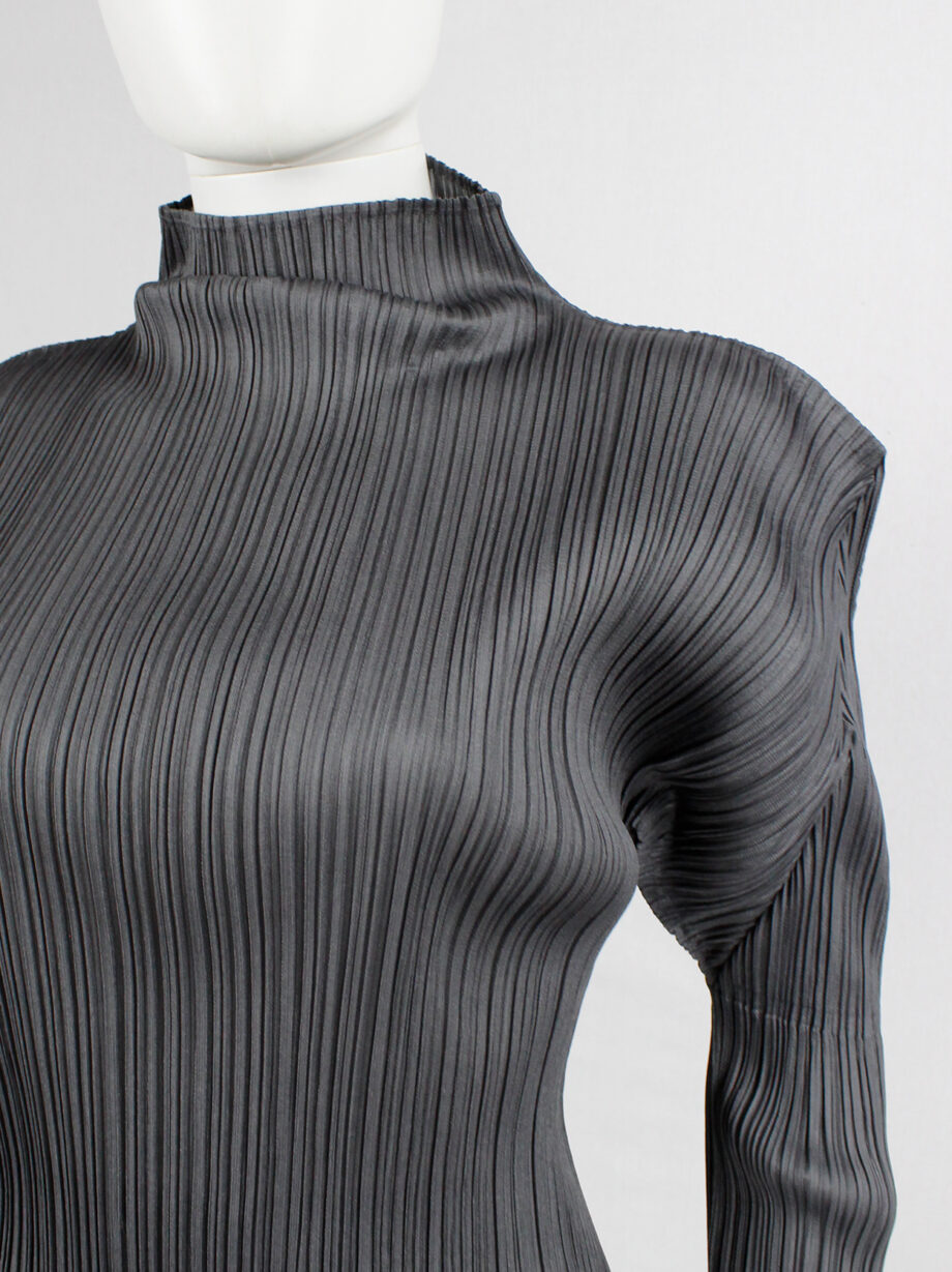 Issey Miyake grey pleated turtleneck jumper with square shoulders (9)