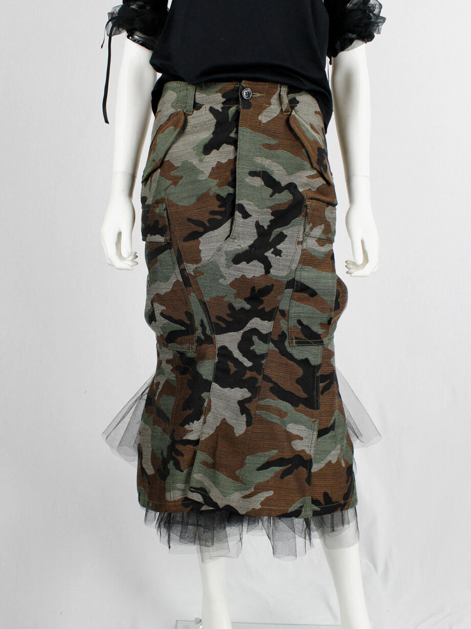 Junya Watanabe camo deconstructed skirt with black tulle pettycoat fall 2010 (15)