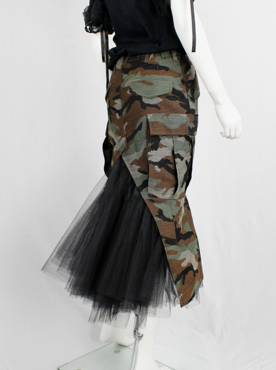 Junya Watanabe camo deconstructed skirt with black tulle pettycoat fall 2010 (26)