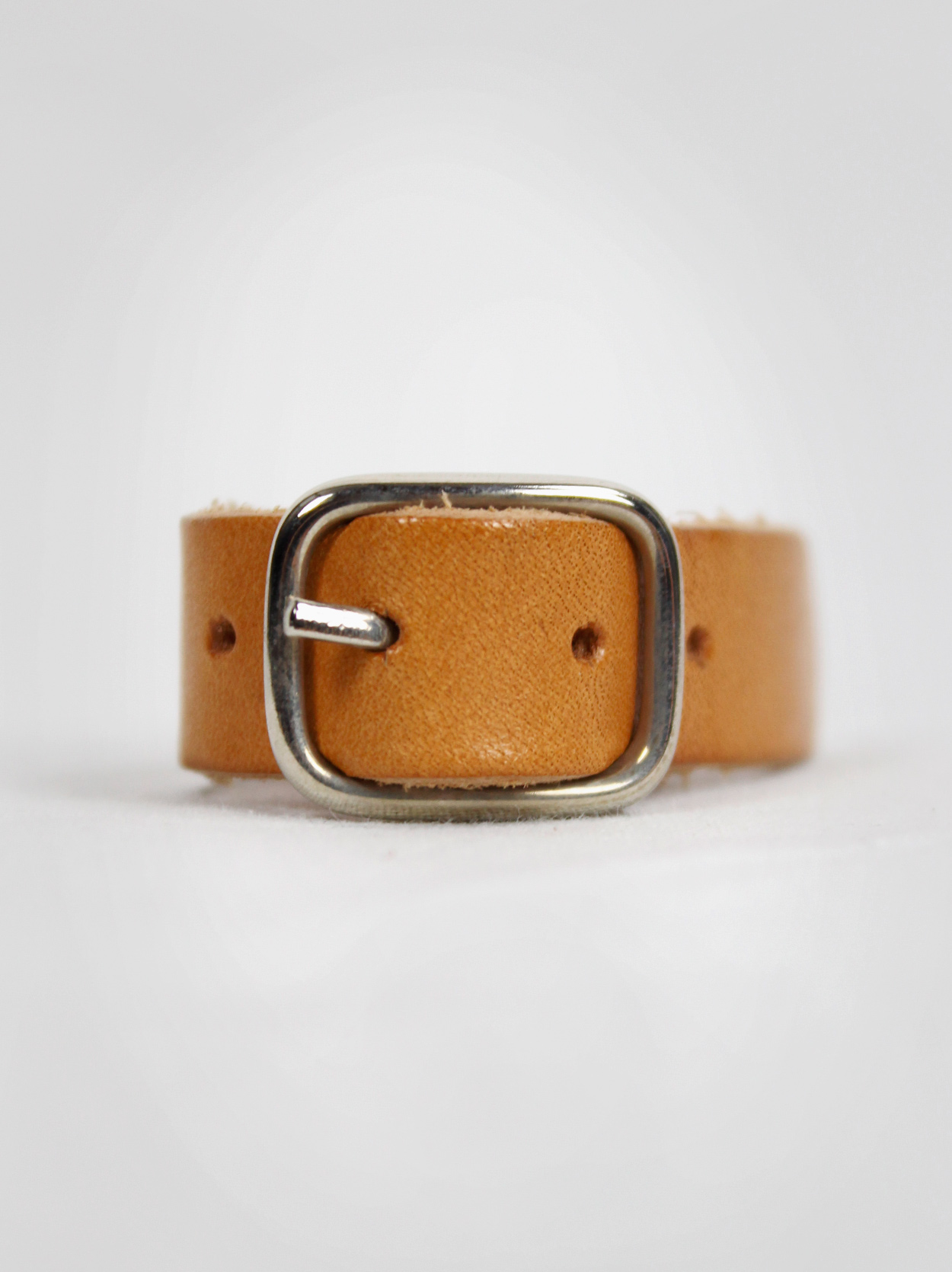 Maison Martin Margiela ring made of a brown leather belt with silver buckle  — 1990's - V A N II T A S
