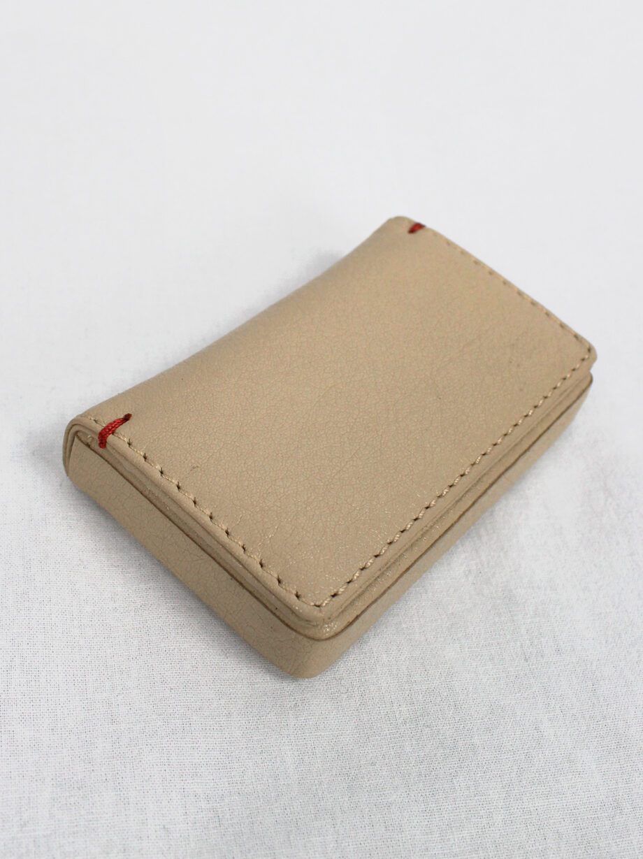 af Vandevorst beige leather card holder with red stitches (5)