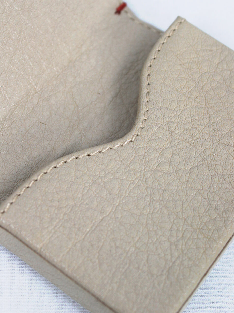af Vandevorst beige leather card holder with red stitches (8)