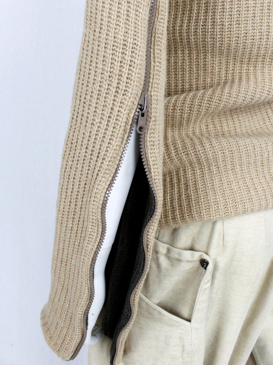 af Vandevorst brown and beige inside out jumper with zipped sleeves fall 2000 (13)