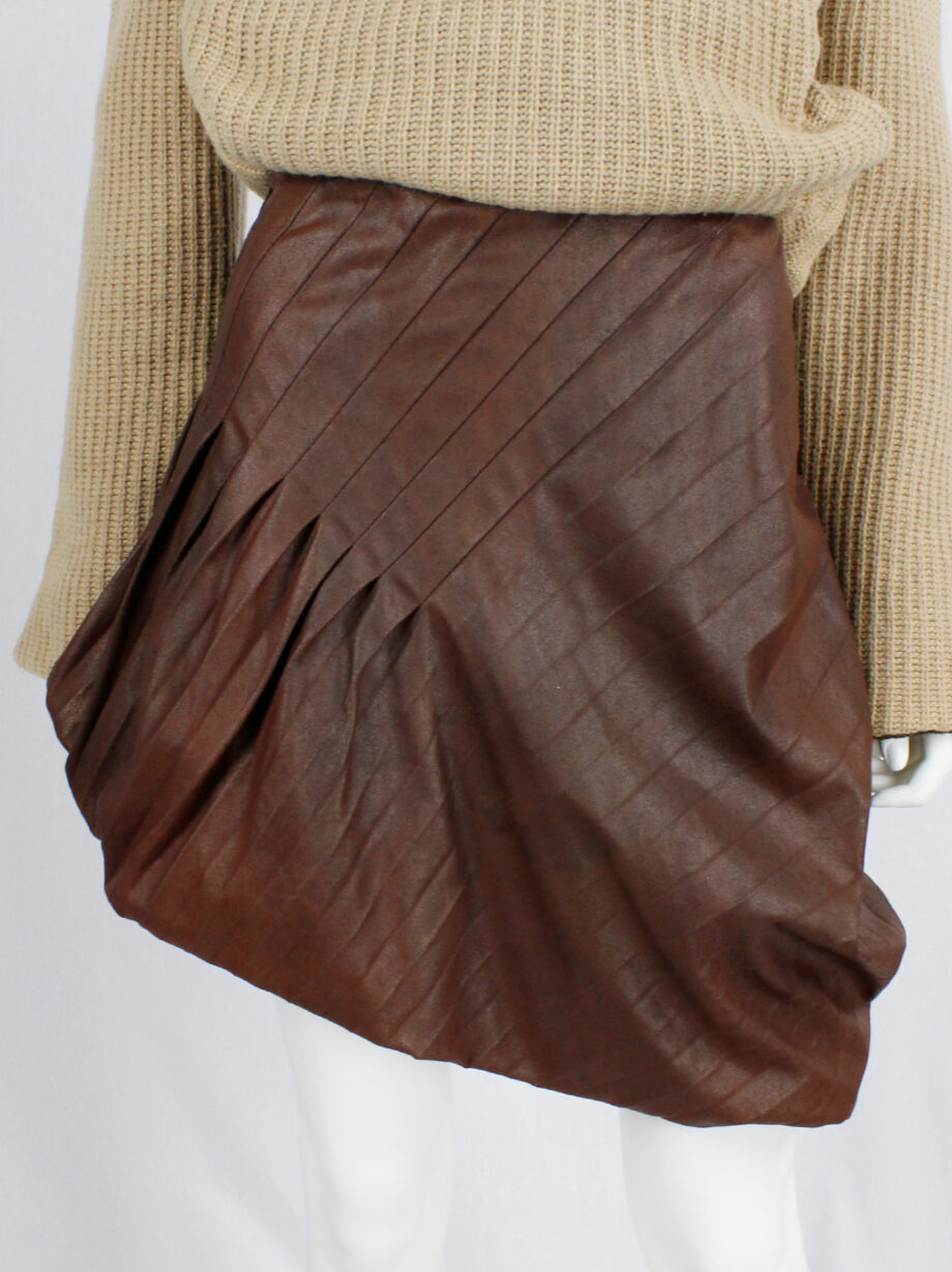af Vandevorst brown leather pleated skirt with heavy bustle layering fall 2011 (18)