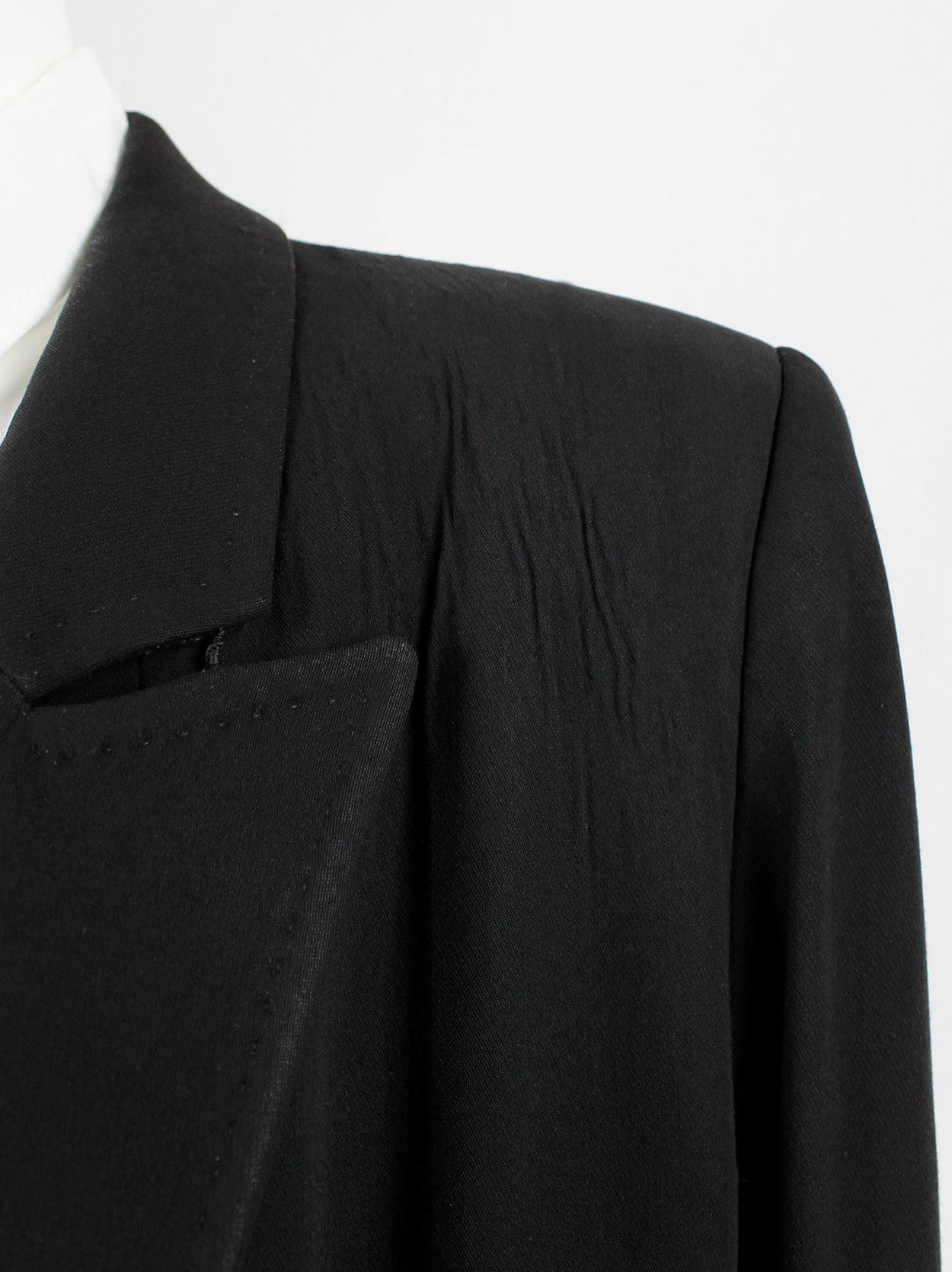 Ann Demeulemeester black oversized long blazer with wrap closure - V A ...