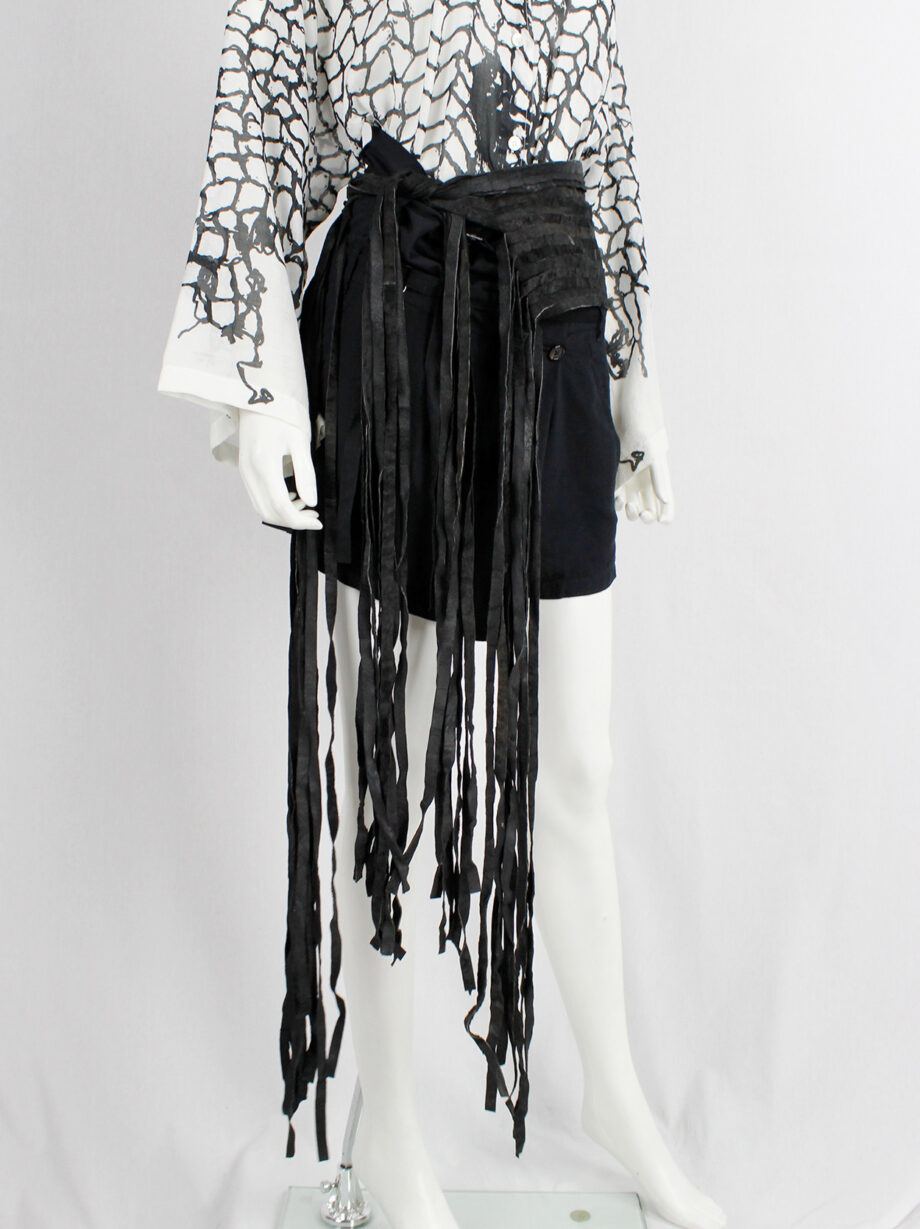 Ann Demeulemeester black wide leather belt with fringe ends made of 18 ribbons fall 2002 (5)