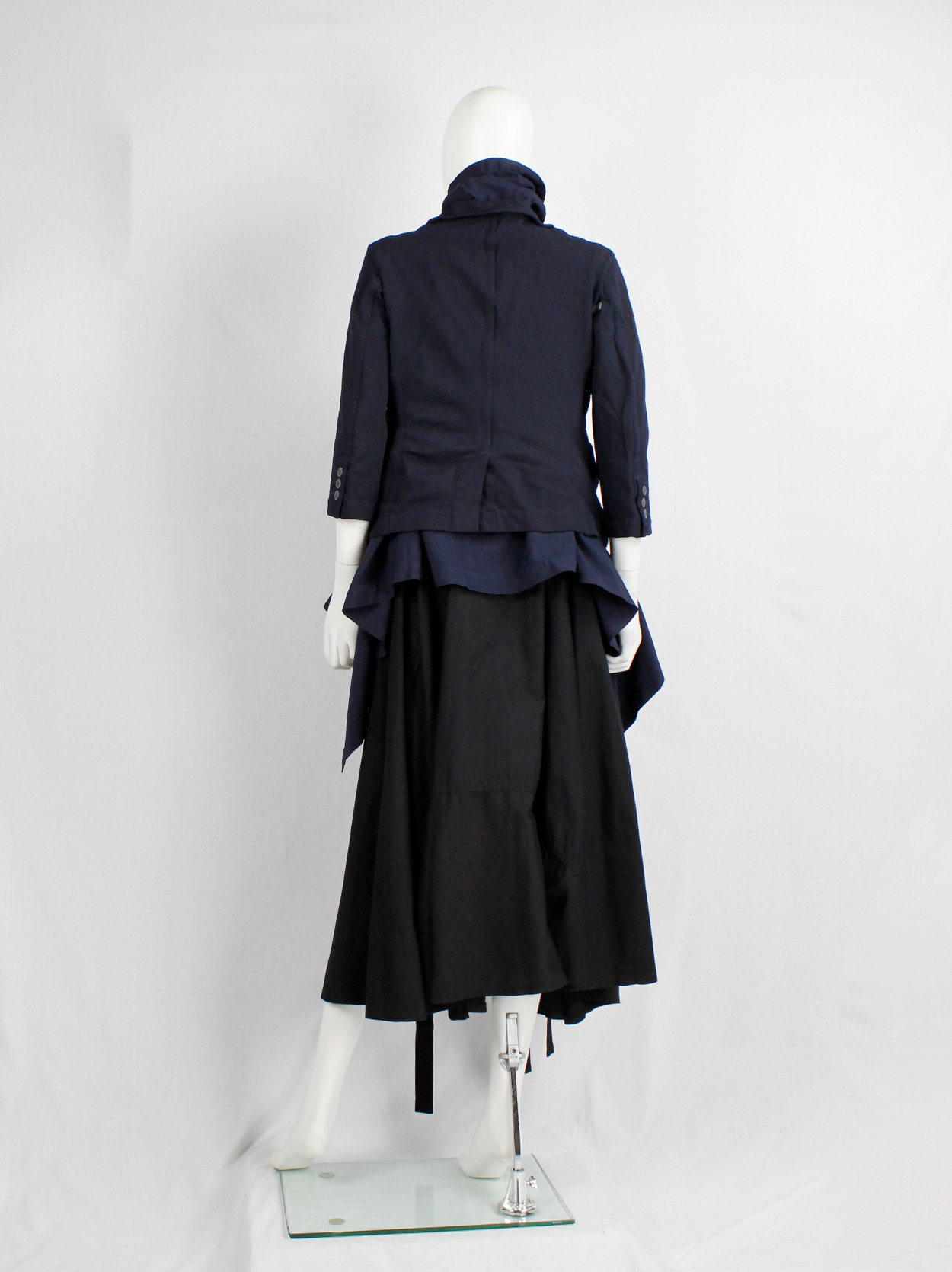 Comme des Garçons navy blazer fused with a long blue underlayer — fall 2009 - V A N II T A S