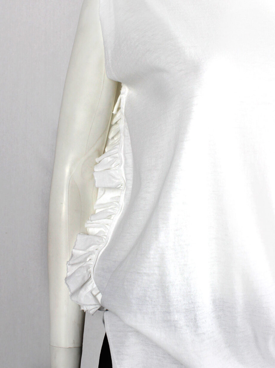 Comme des Garcons white deformes t-shirt with side ruffles spring 2013 (19)