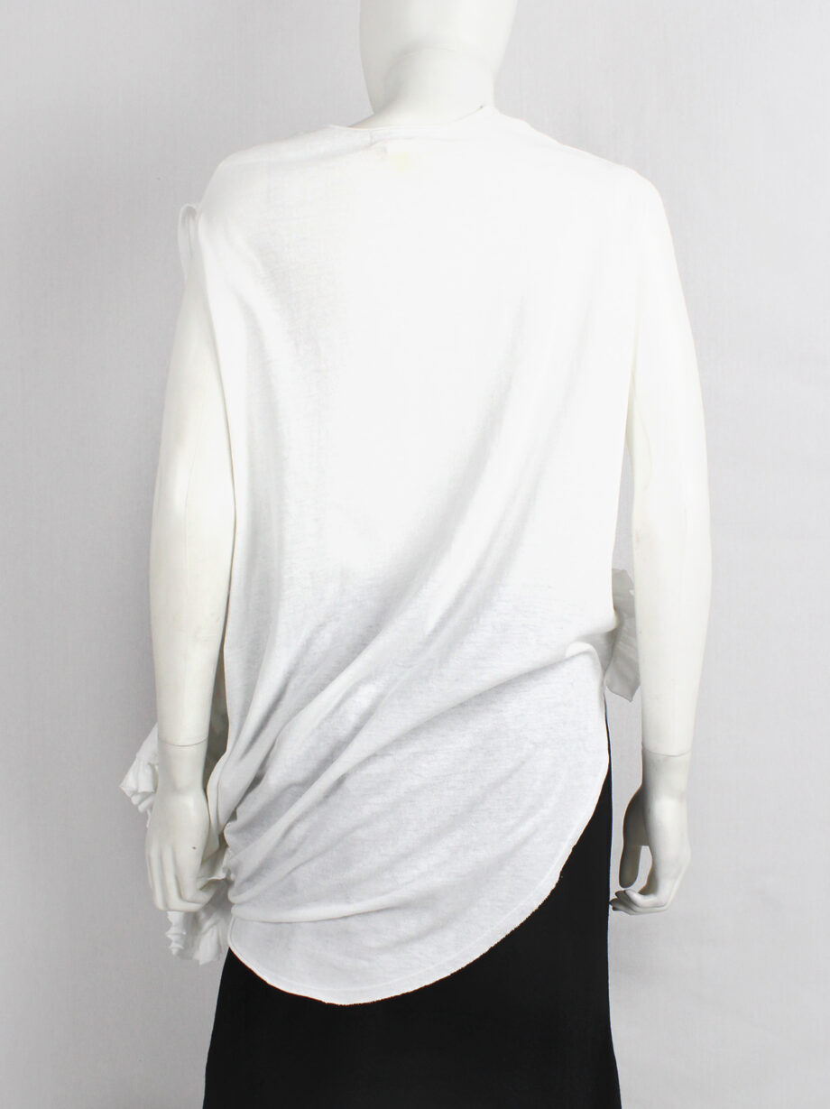 Comme des Garcons white deformes t-shirt with side ruffles spring 2013 (5)