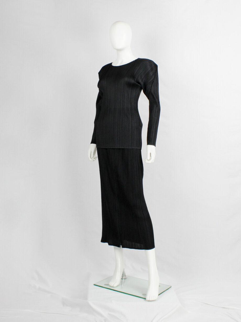 Issey Miyake Pleats Please black pleated jumper with square shoulders (5)