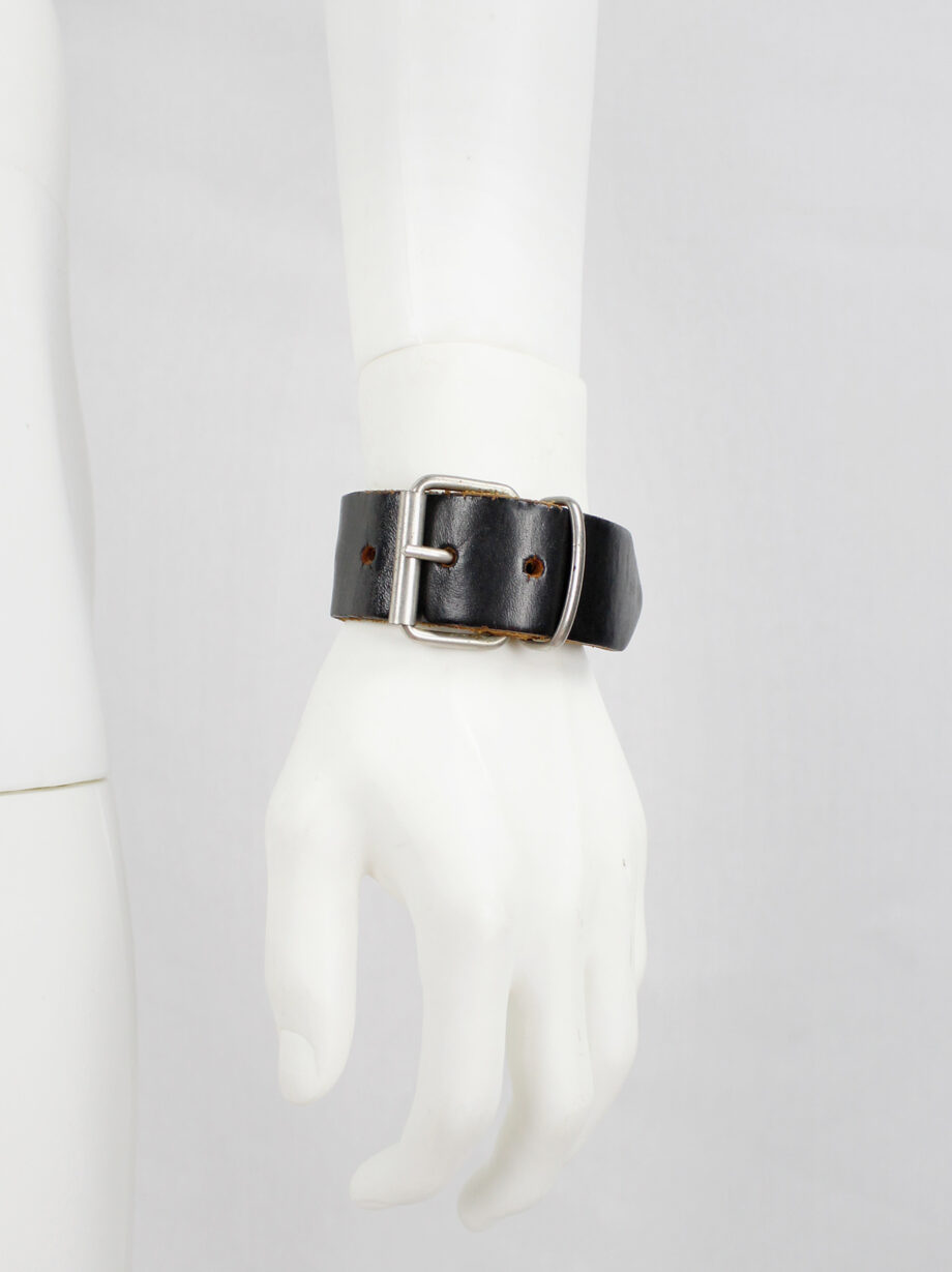 Lieve Van Gorp black leather belt bracelet with embossed logo (12)