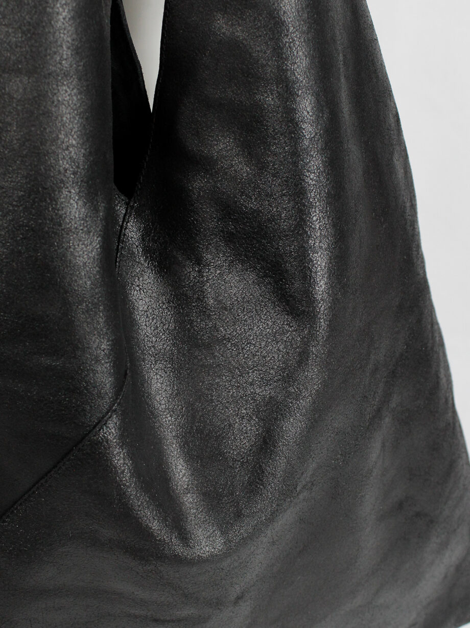 Maison Margiela MM6 black oversized bento bag in distressed leather spring 2012 (11)