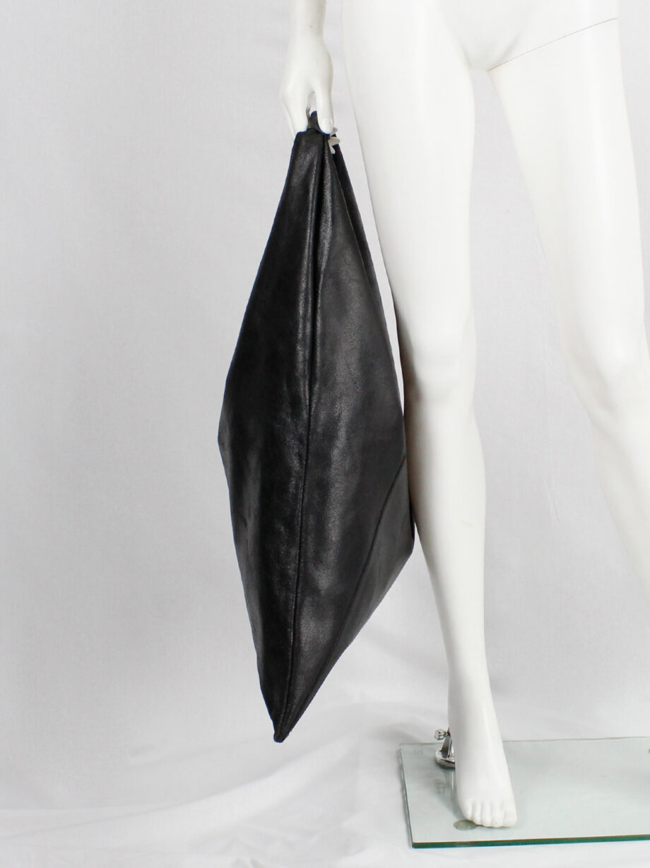 Maison Margiela MM6 black oversized bento bag in distressed leather spring 2012 (13)