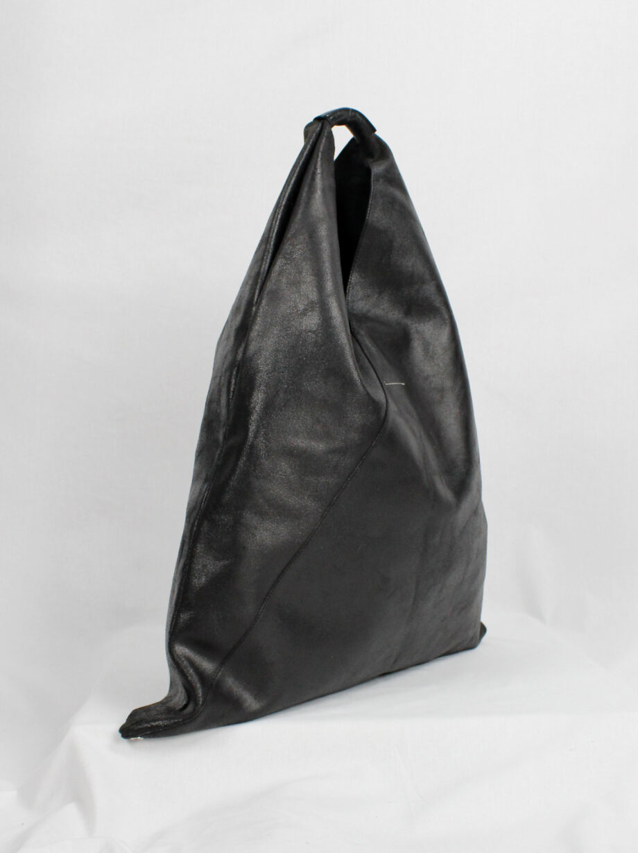 Maison Margiela MM6 black oversized bento bag in distressed leather spring 2012 (17)