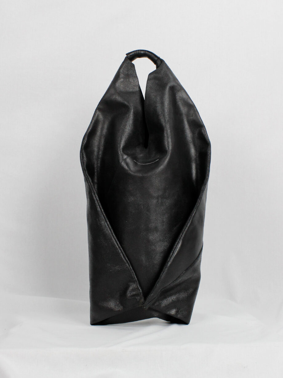 Maison Margiela MM6 black oversized bento bag in distressed leather spring 2012 (20)