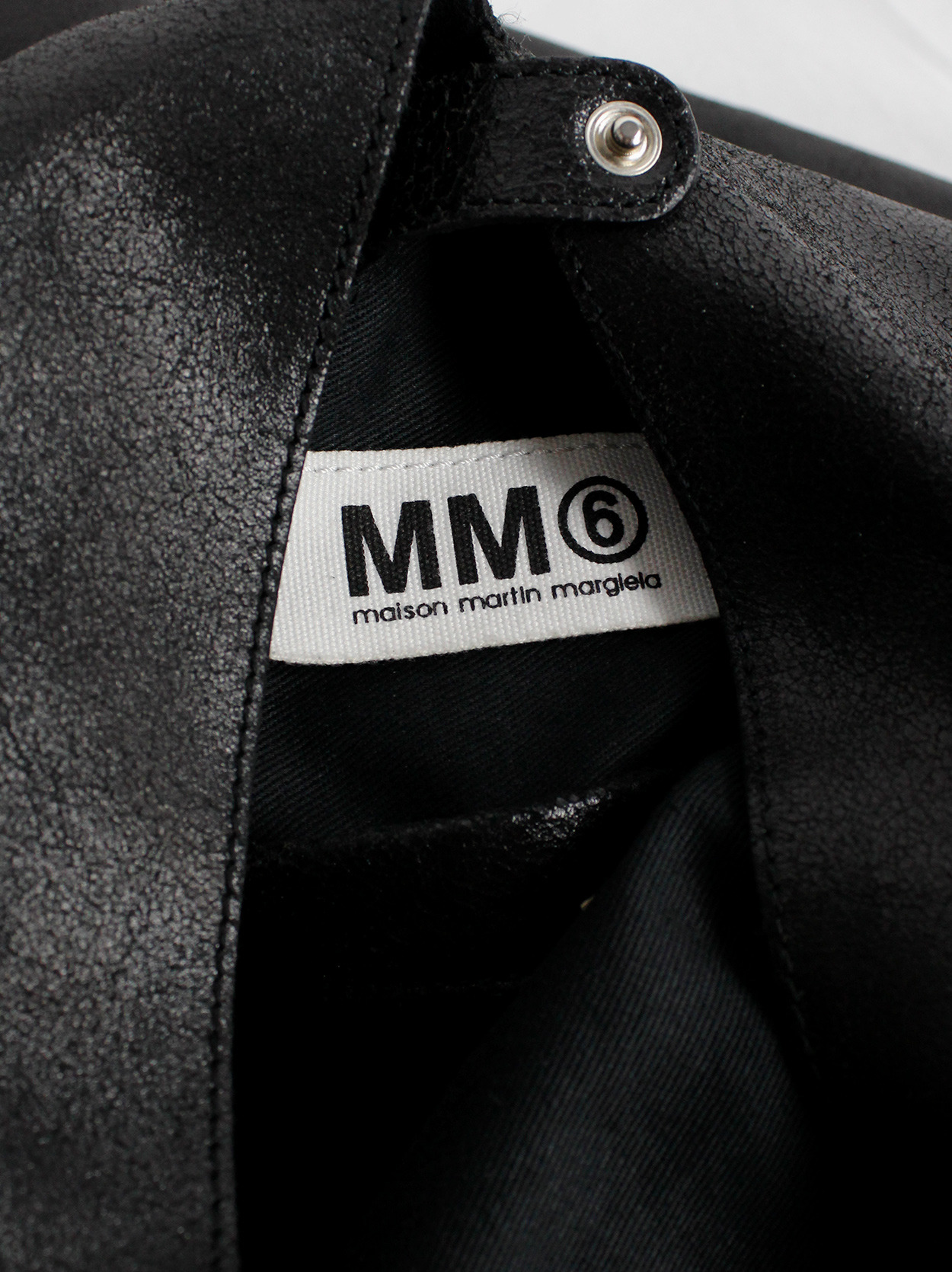 Margiela MM6 black oversized bento bag in distressed leather — spring ...