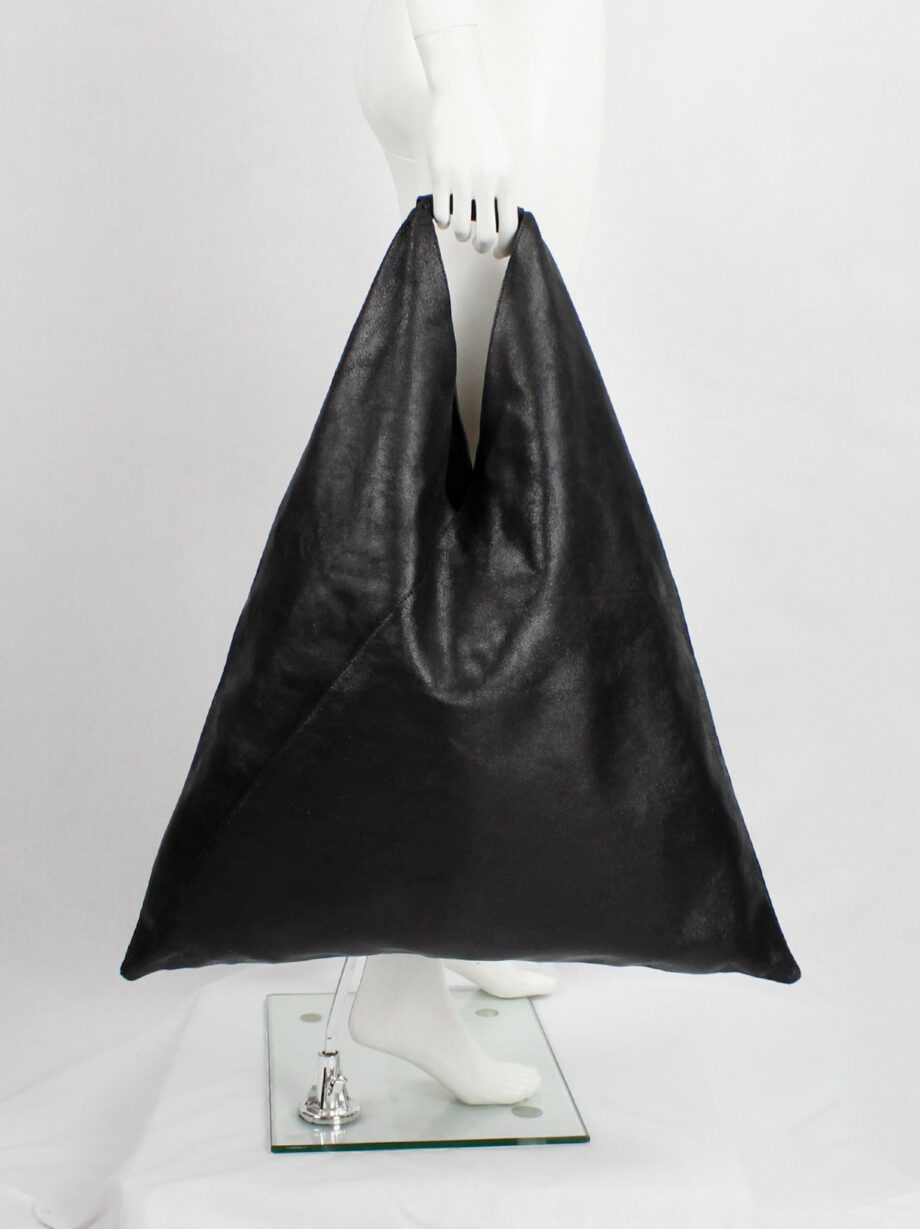 Maison Margiela MM6 black oversized bento bag in distressed leather spring 2012 (9)