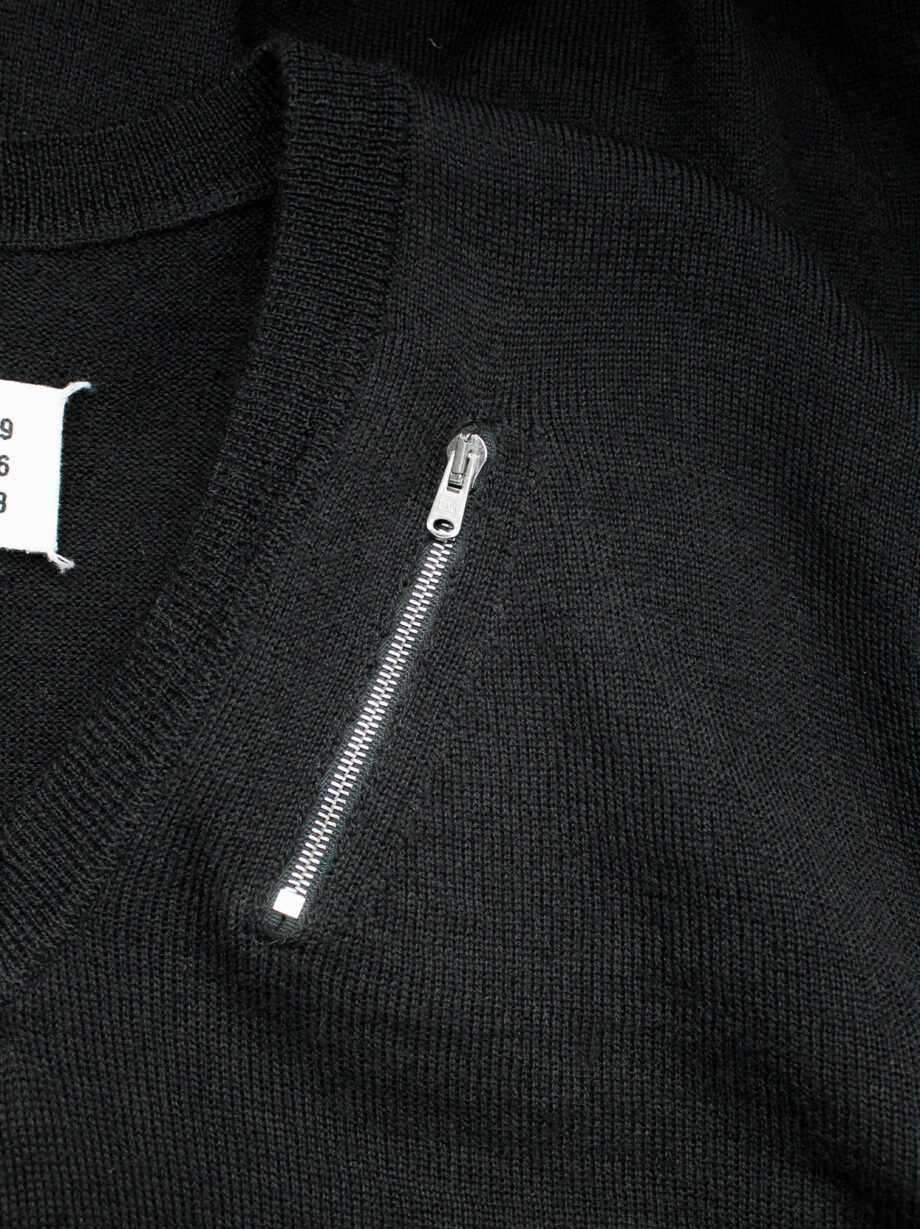 Maison Martin Margiela black jumper with slanted zipper pocket at the neck fall 2006 (4)