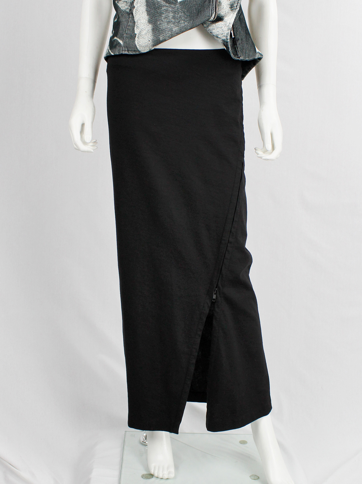 Ann Demeulemeester black maxi skirt with adjustable diagonal zipper ...