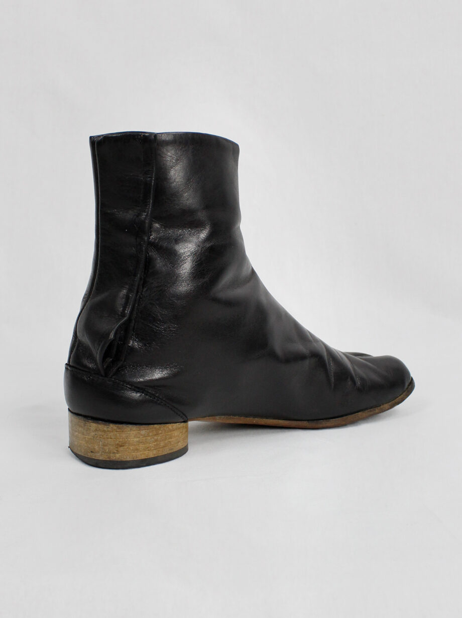 Maison Martin Margiela black leather tabi boots in with low heel fall 1998 (12)