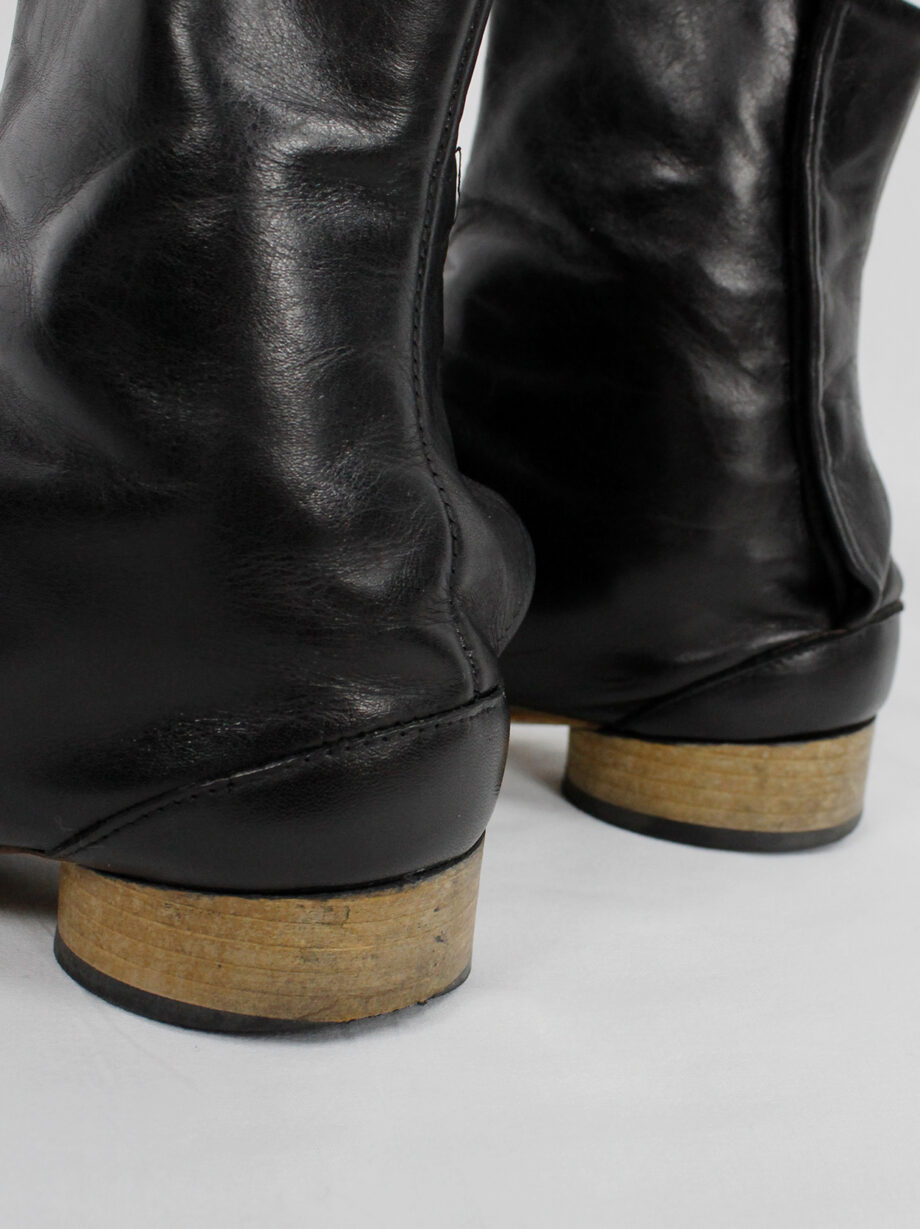 Maison Martin Margiela black leather tabi boots in with low heel fall 1998 (24)