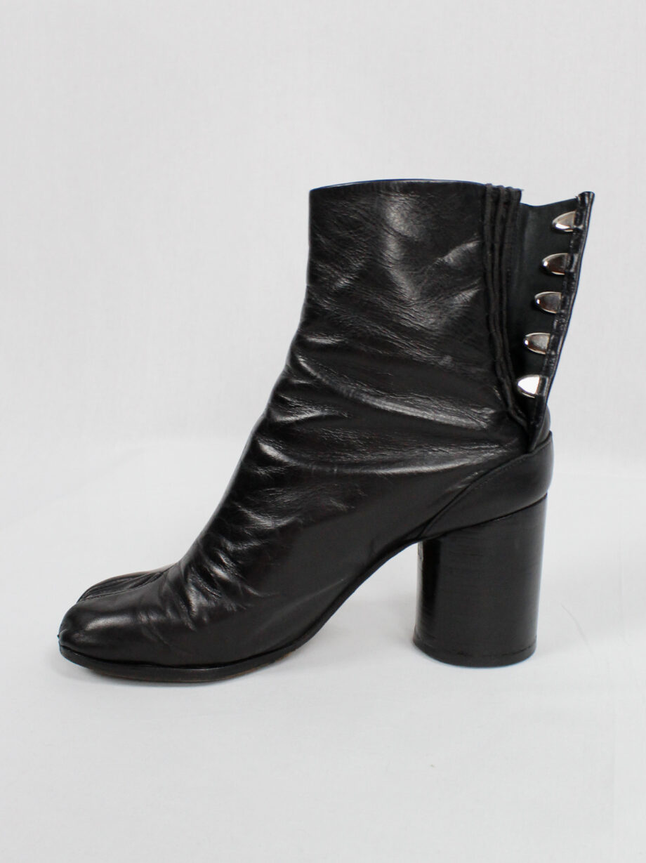 Maison Martin Margiela black tabi boots with cylinder heel 90s (10)