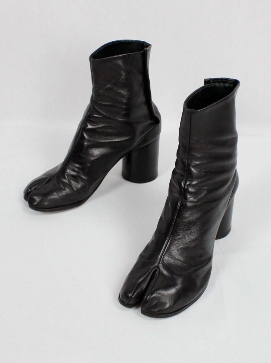 Maison Martin Margiela black tabi boots with cylinder heel 90s (2)
