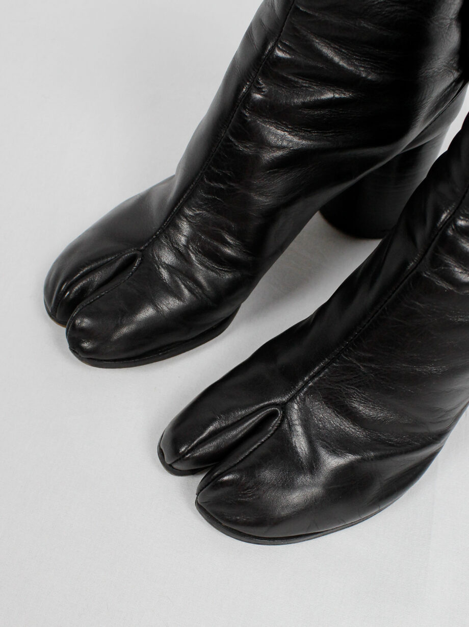 Maison Martin Margiela black tabi boots with cylinder heel 90s (5)