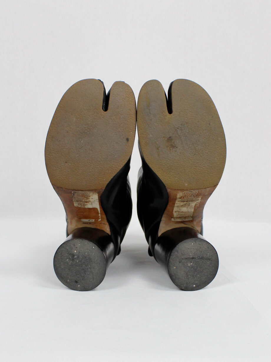 Maison Martin Margiela black tabi boots with cylinder heel 90s (8)
