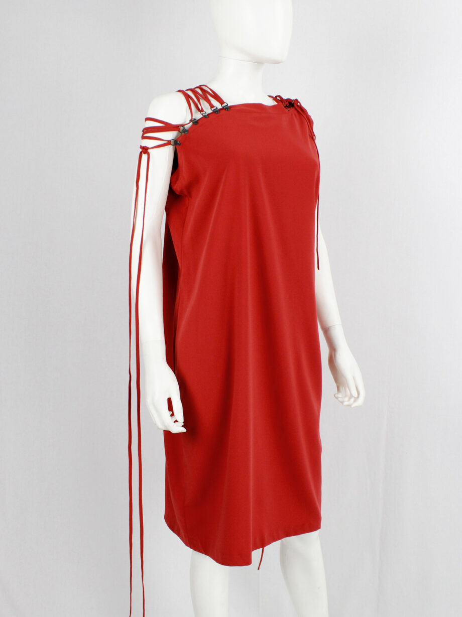af Vandevorst red one shoulder dress with ring hooks and lacing on the shoulders spring 2012 (4)