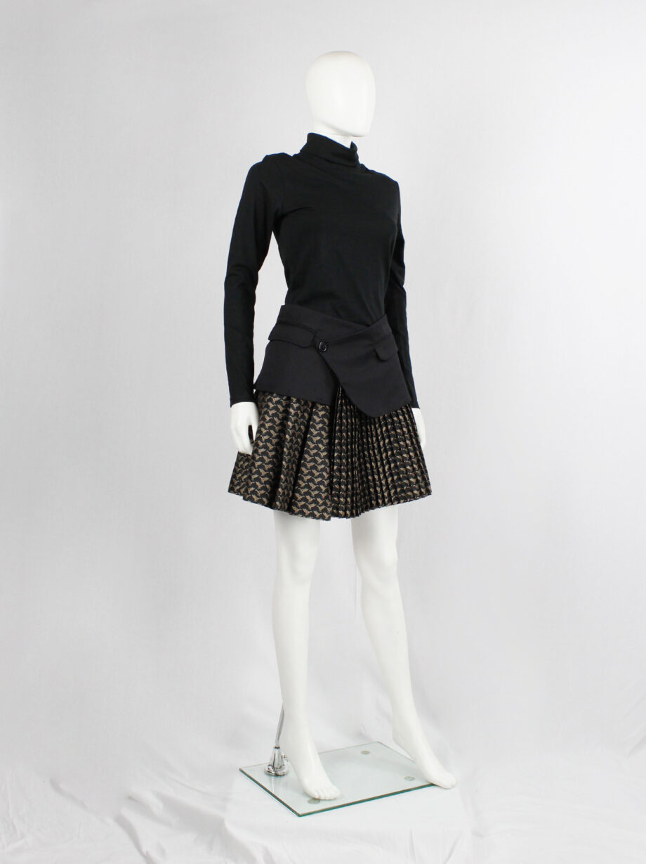 af Vandevorst black deconstructed blazer as a skirt with pleated gold underskirt fall 2016 (7)