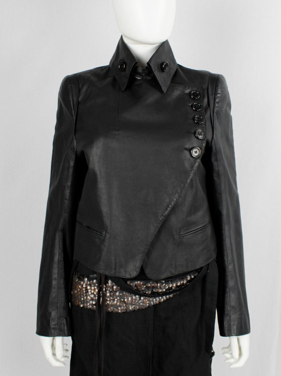 vintage Ann Demeulemeester black leather jacket with asymmetric button closure and removable collar fall 2003 (2)
