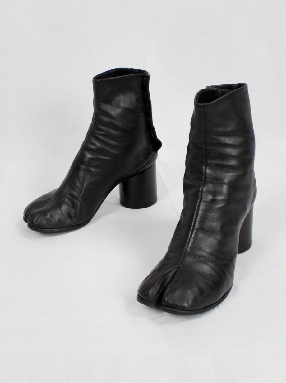 vintage Maison Martin Margiela black tabi boots with cylinder heel 1990s 90s archive (16)