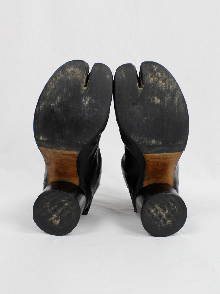 vintage Maison Martin Margiela black tabi boots with cylinder heel 1990s 90s archive (9)