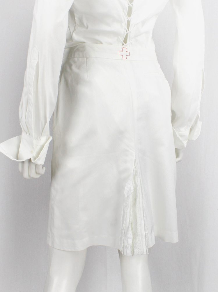 af Vandevorst white pencil skirt with back slit filled with frills pring 1999 (10)