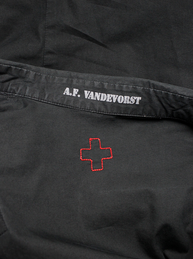 vintage Af Vandevorst black military shirt with upwards folded sleeves spring 1999 (12)