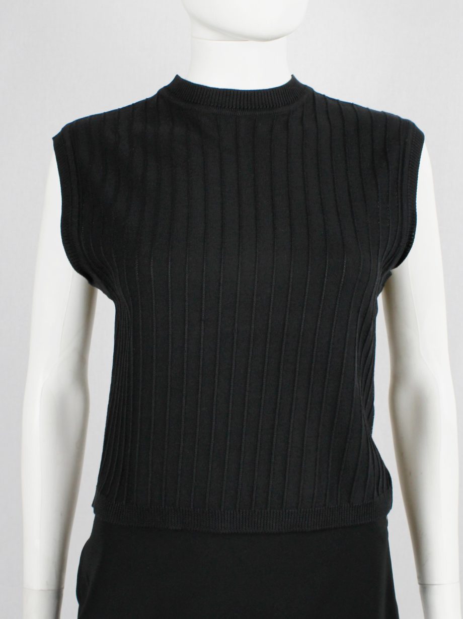vintage Ann Demeulemeester black knit top with ribbed pinstripe texture 1980s 80s (5)