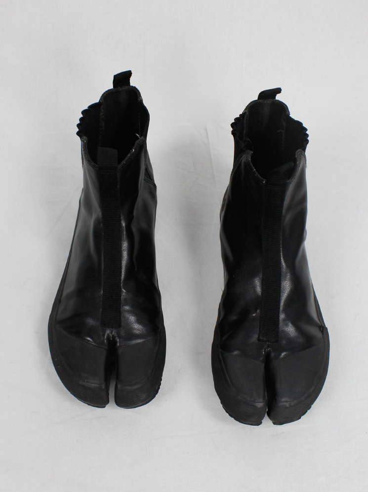 Maison Martin Margiela 6 black flat slip-on tabi boots spring 2003 (12)