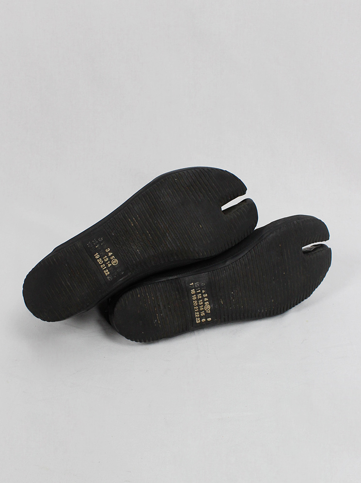 Maison Martin Margiela 6 black flat slip-on tabi boots spring 2003 (14)