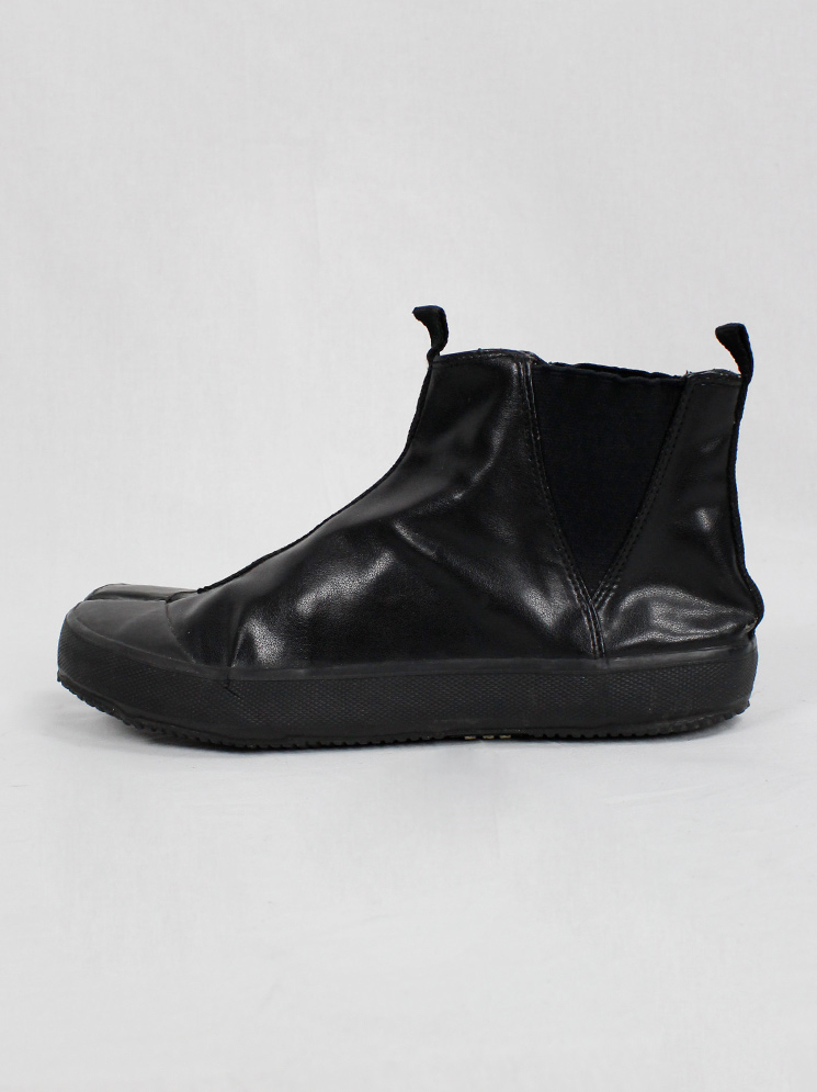 Maison Martin Margiela 6 black flat slip-on tabi boots spring 2003 (2)